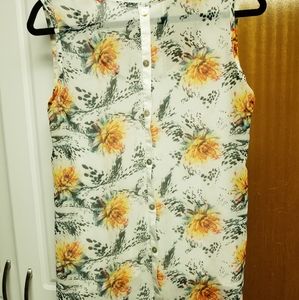 🍁🌺West Kei backwards tank top